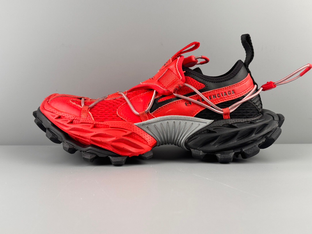 Balenciaga Hike