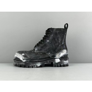 Balenciaga Strike