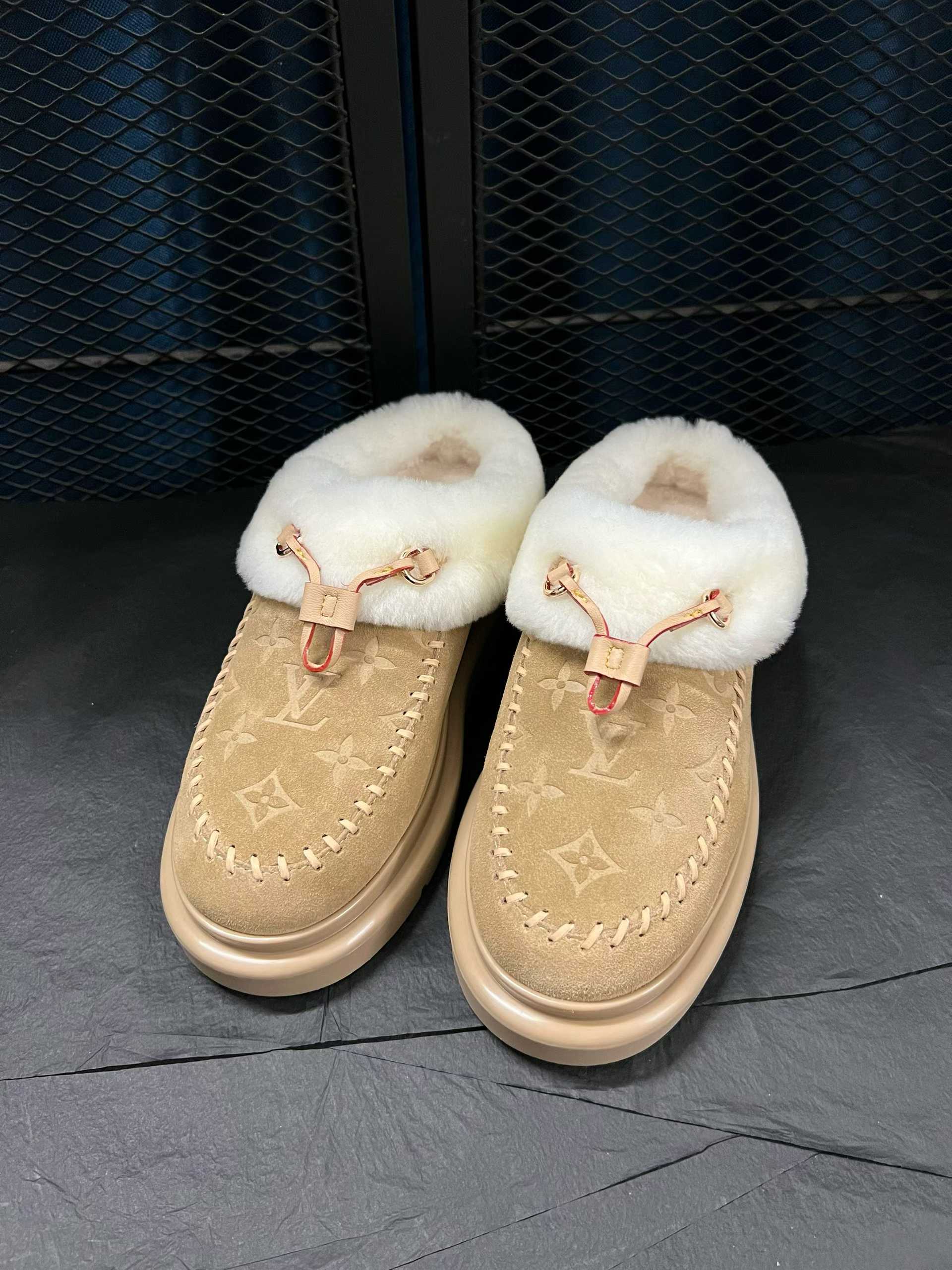 LV Boots