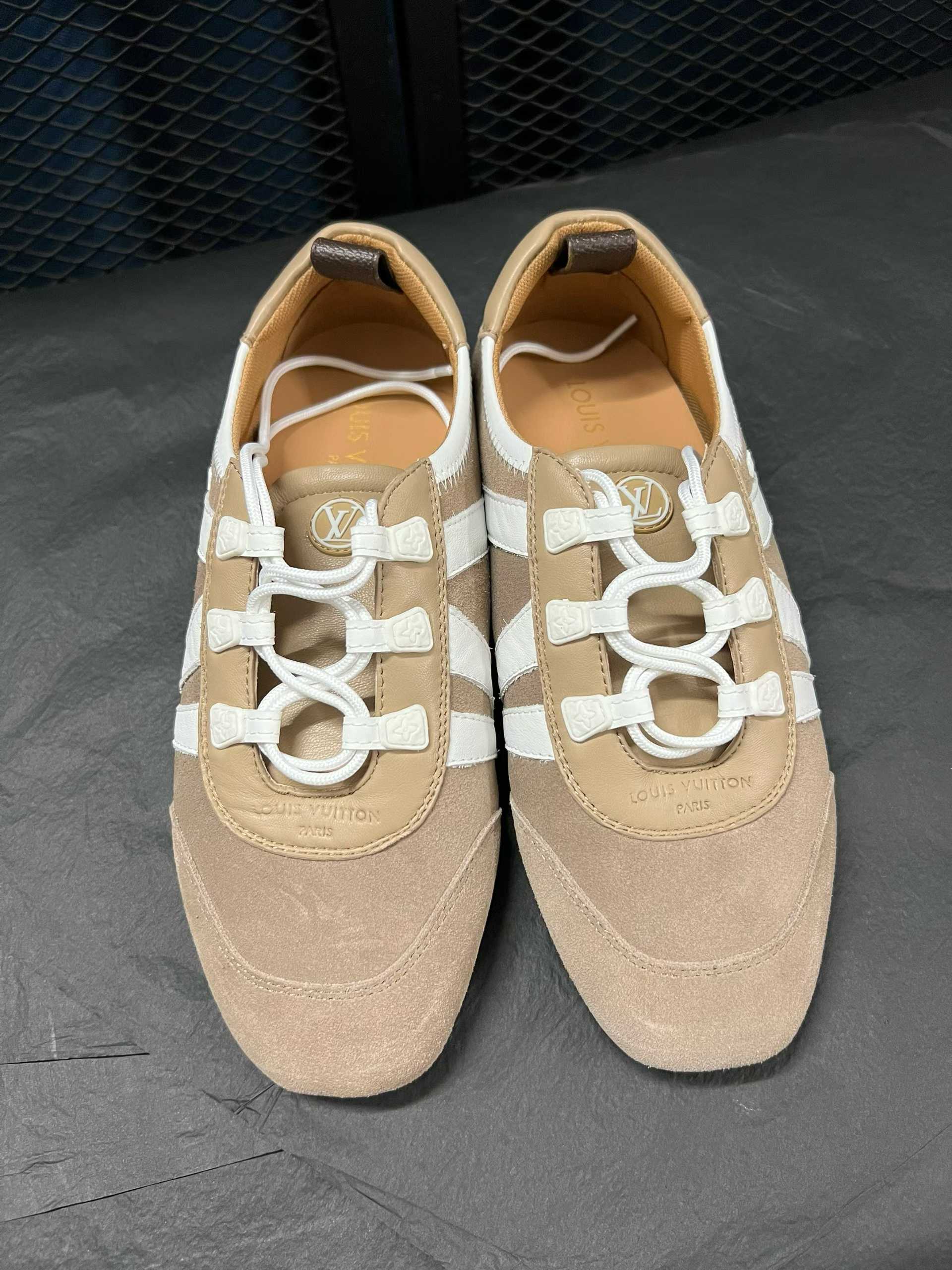 LV Sneakerina