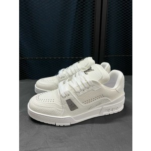 Lv Trainer