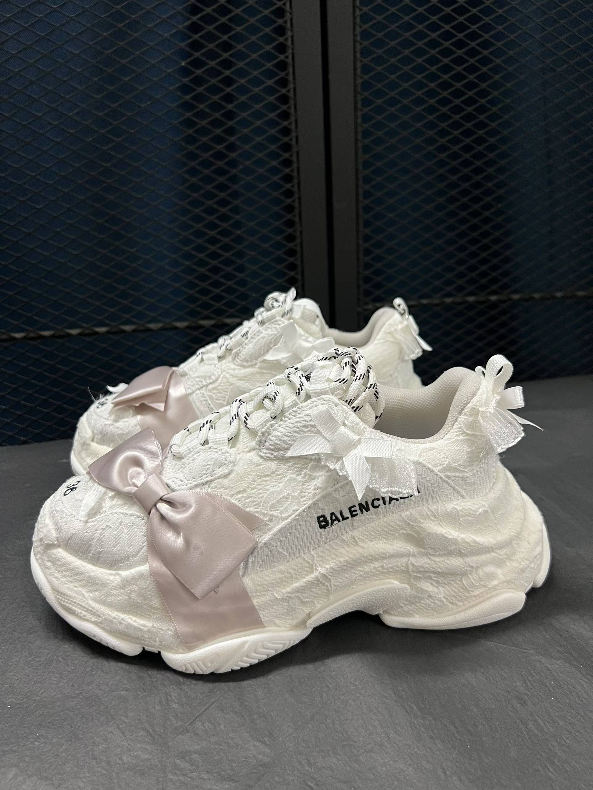 Balenciaga Triple S