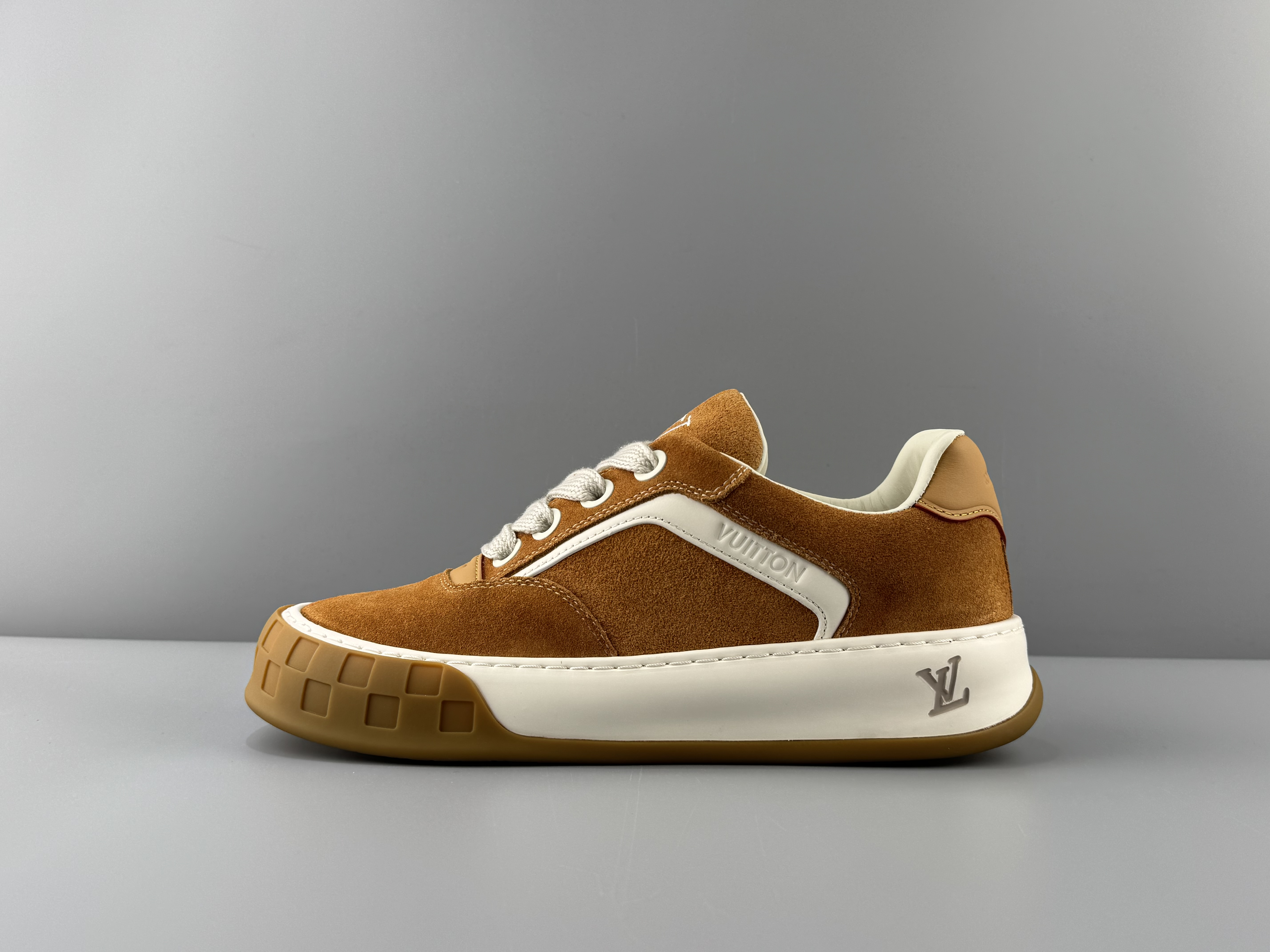 LV Tiltde